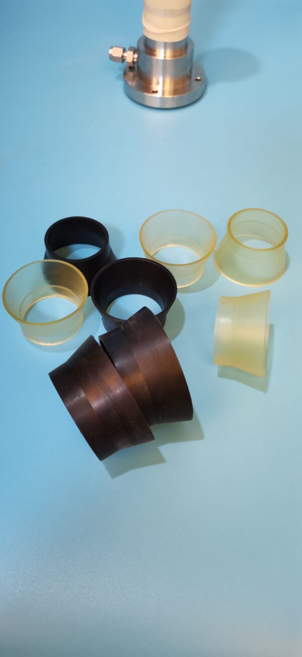 トライアキシャルストレッチキャップ（ホーン形，GDS製）	φ38 / 50 / 100 mm