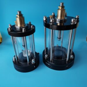トライアキシャル圧力室（土試料の容器）	φ38 / 50 / 70 / 100 mm