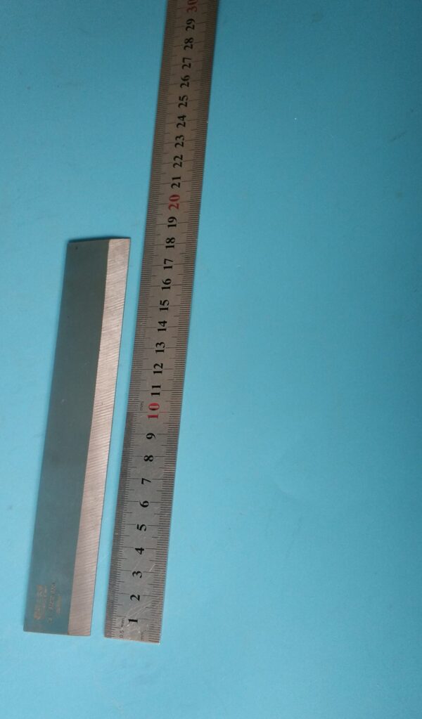 ワイヤーソー／土切ナイフ／土掻きナイフ／整土ナイフ（原状土試料の切削用具）	柄付き／無柄