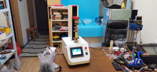 変形制御式多機能加載装置（土試料の強度試験用） 試験能力：2 kN