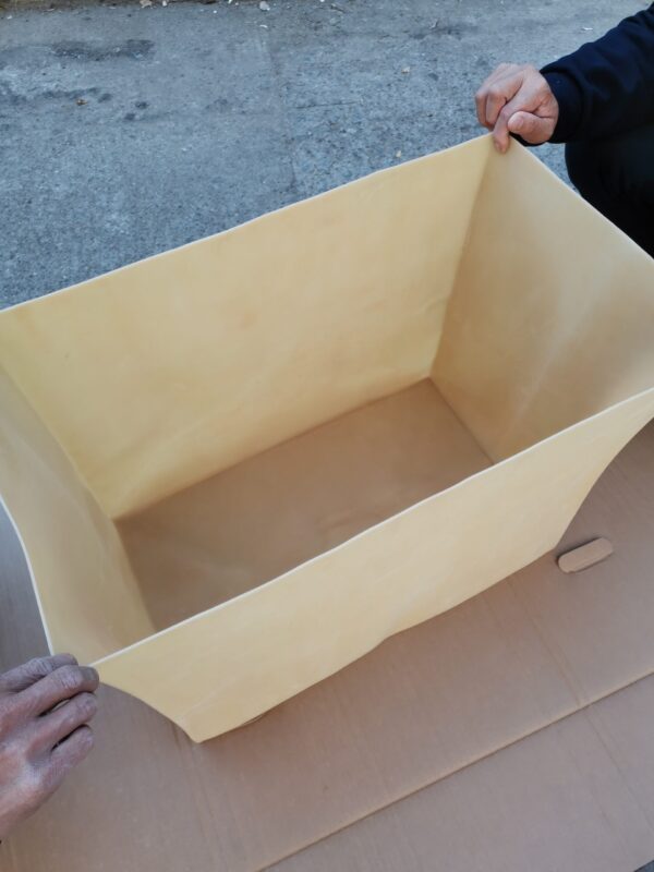 土壌模型試験用水槽状膜袋