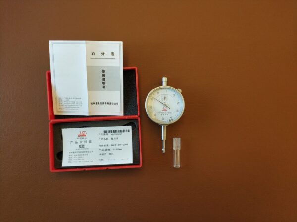 ダイヤルゲージ（土試料の変形測定用）	測定範囲 0–10 mm，最小目盛 0.01 mm