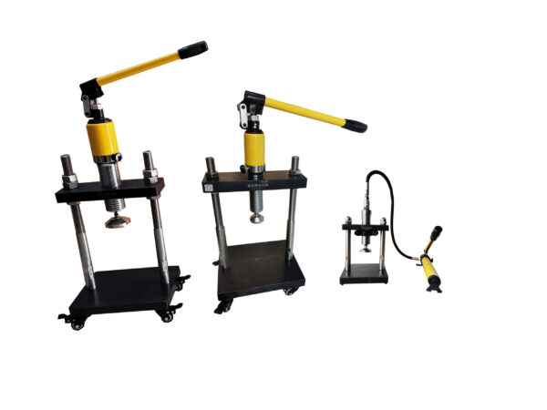 空気圧または油圧ロード装置（静圧模具および環状圧密器用）	空気圧／油圧